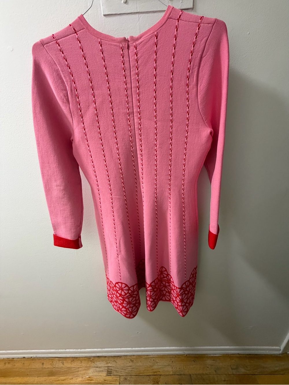 Lela Rose Pink Scalloped Knit Dress Size Large - Picture 4 of 4